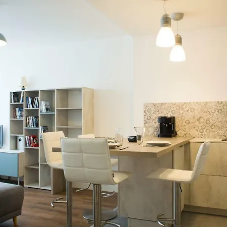 Apartamento Oparadi - Moderne Et Chaleureux A *